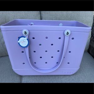 NWT Original (large) Bogg Bag Lilac